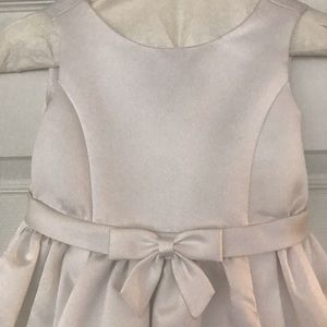 Flower girl dress size 4